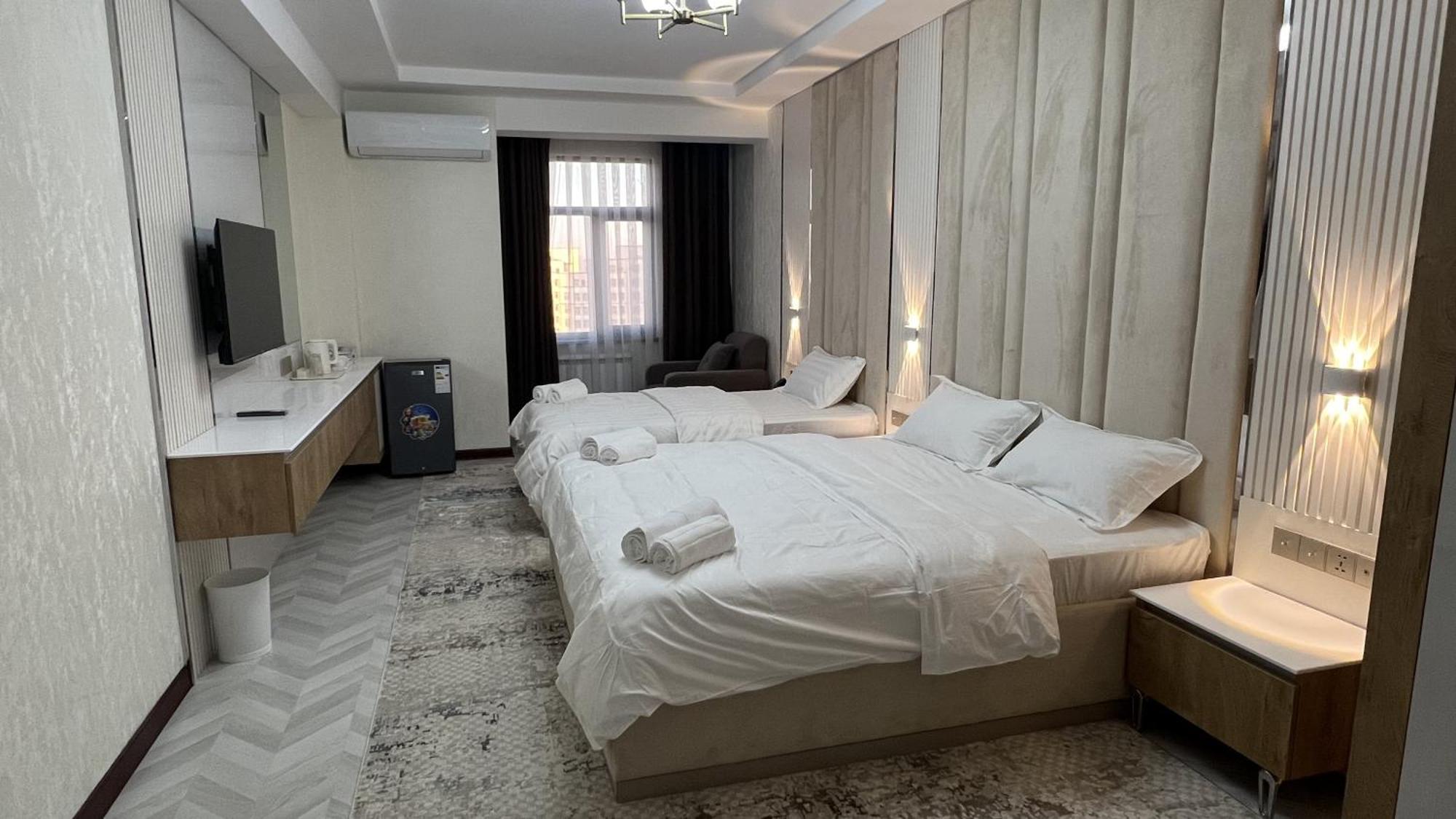 Hotel Panorama Dusanbe Kültér fotó