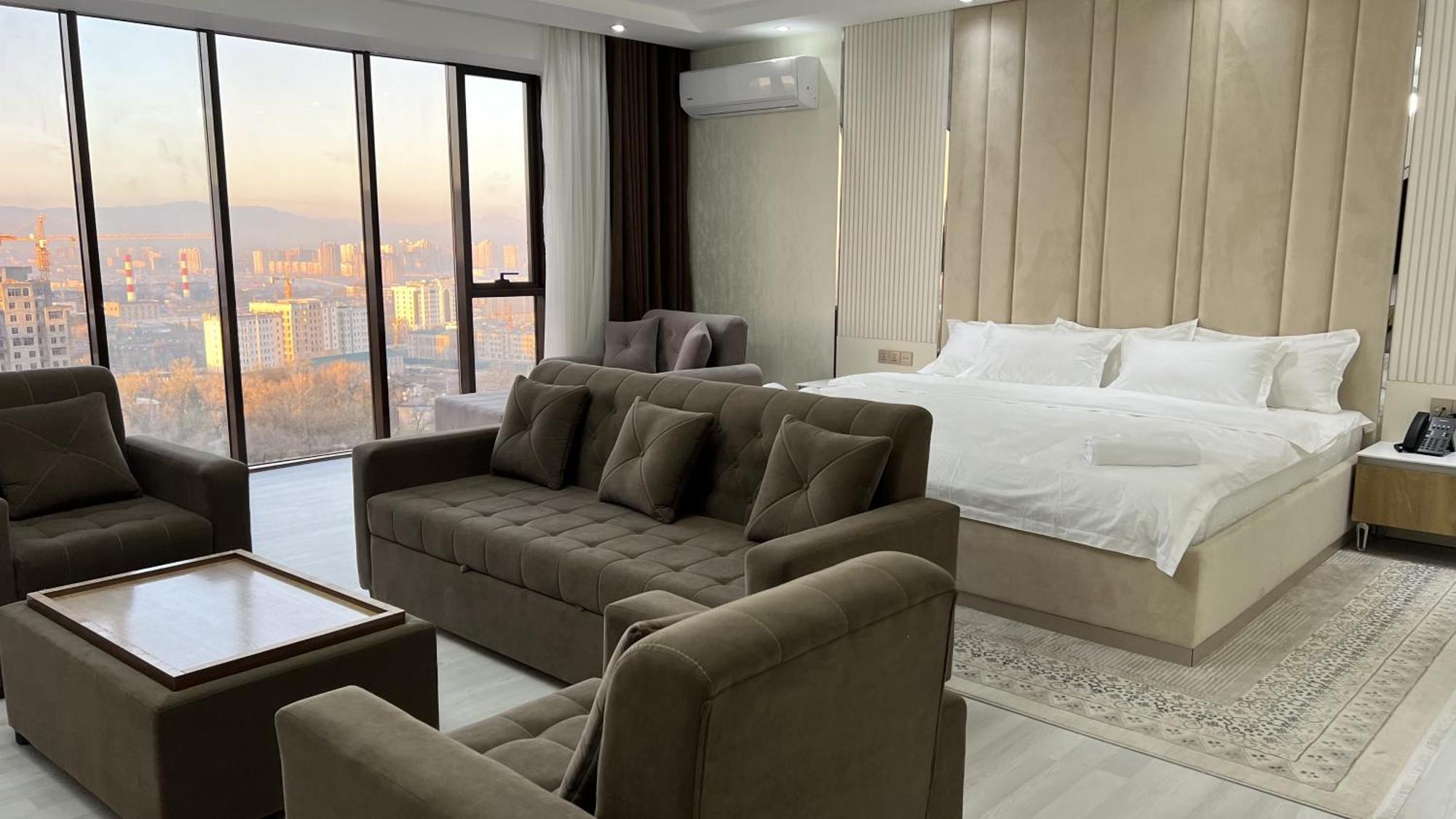 Hotel Panorama Dusanbe Kültér fotó