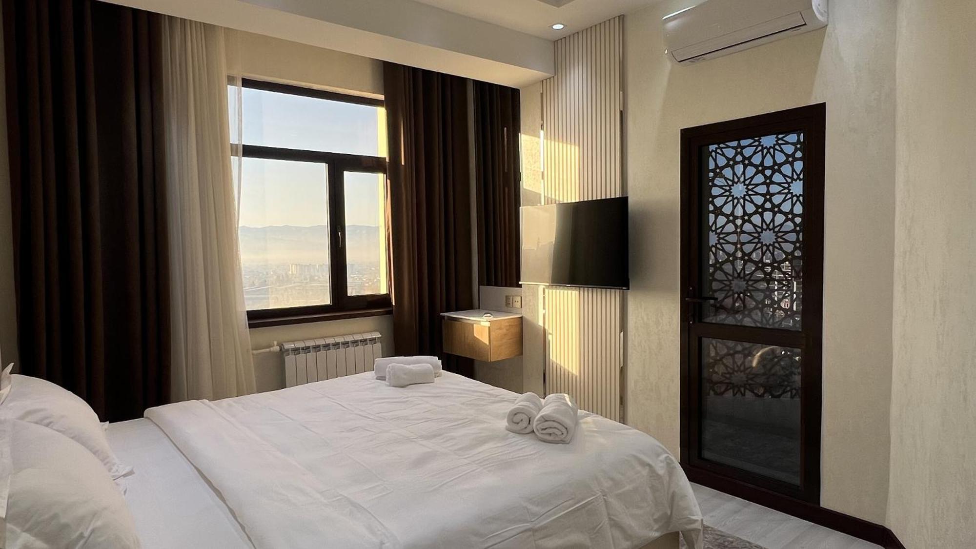 Hotel Panorama Dusanbe Kültér fotó
